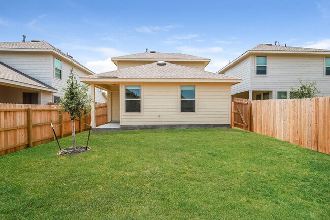 Building Photo - 5114 Blue Ranch