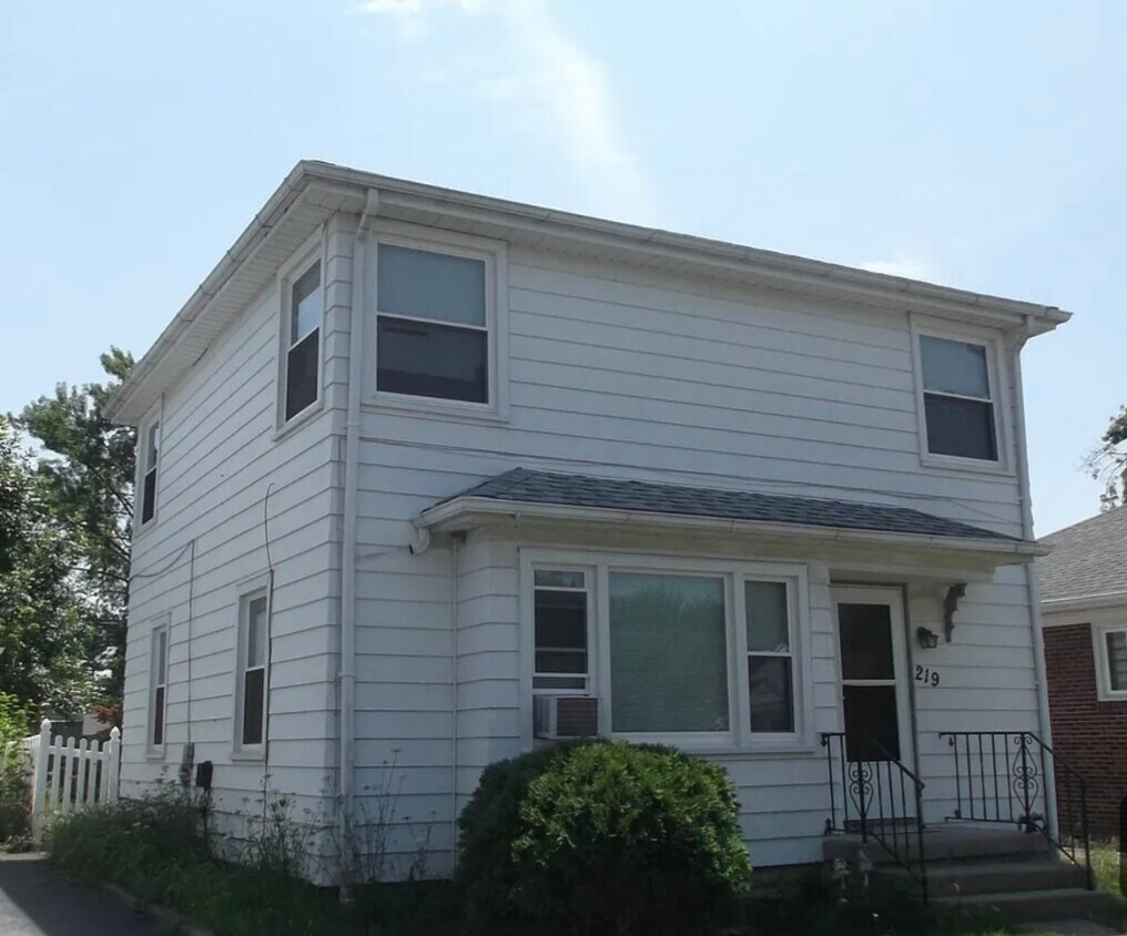219 Rector Ave, Findlay, OH 45840 House Rental in Findlay, OH