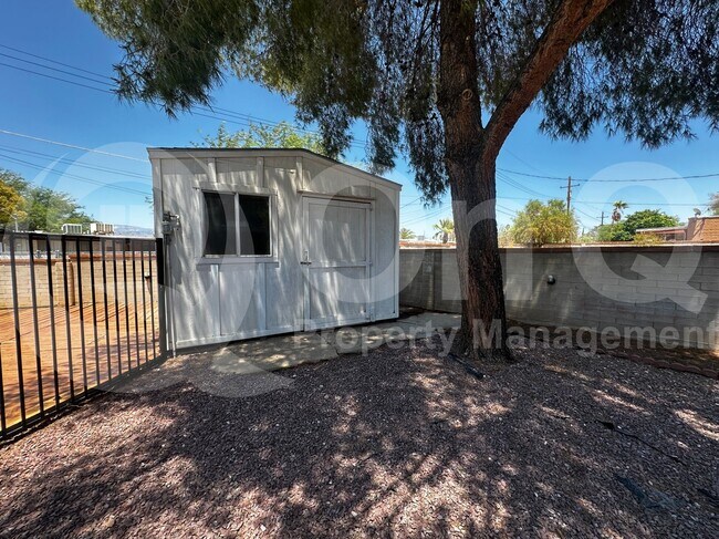 Foto del edificio - 8175 E 20th St
