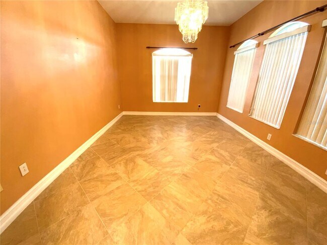 Foto del edificio - 1829 S Ridge Dr