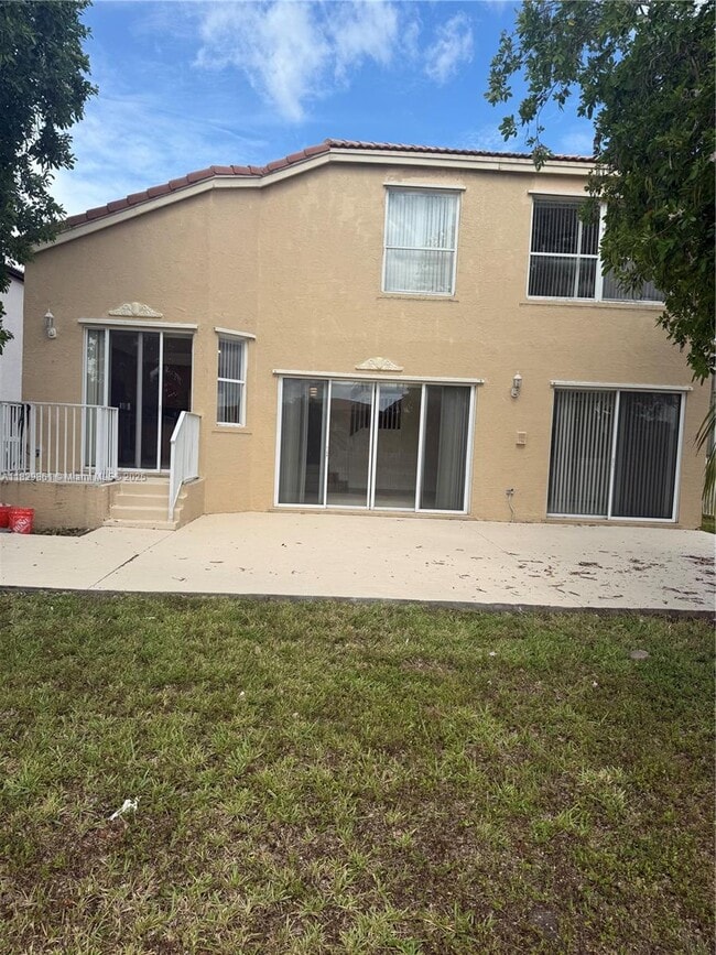 Building Photo - 4973 SW 163rd Ave