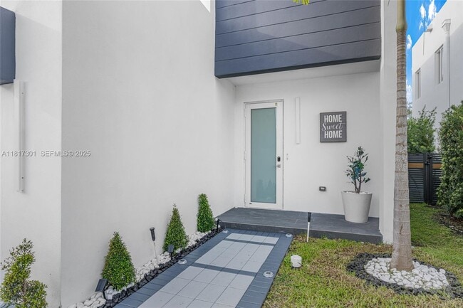 Foto del edificio - 10373 NW 68th Terrace