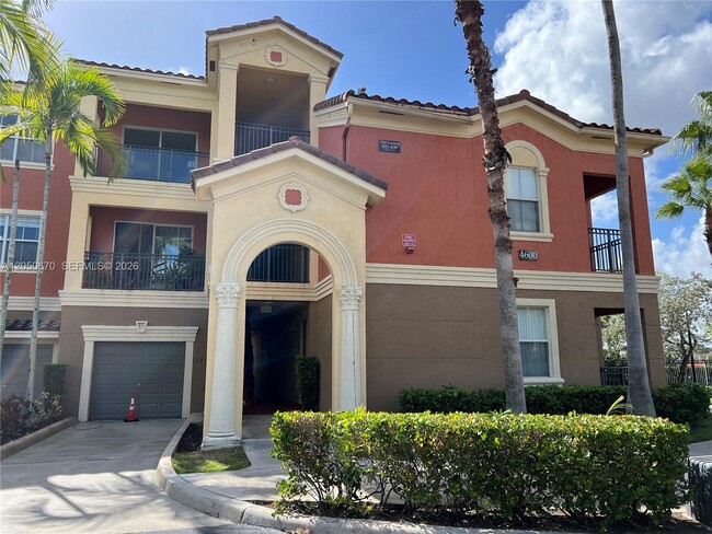 Building Photo - 4600 SW 160th Ave