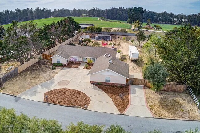 Building Photo - 950 Waypoint Dr