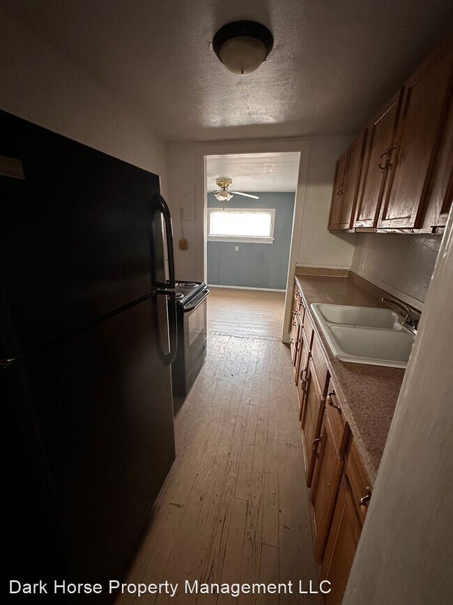 Building Photo - 3 br, 1 bath House - 118 Cottonwood