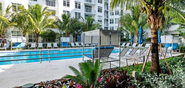 Foto del edificio - 801 SE 16th Ct