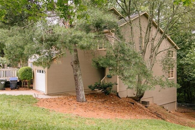 Building Photo - 1697 Paddlewheel Dr NE