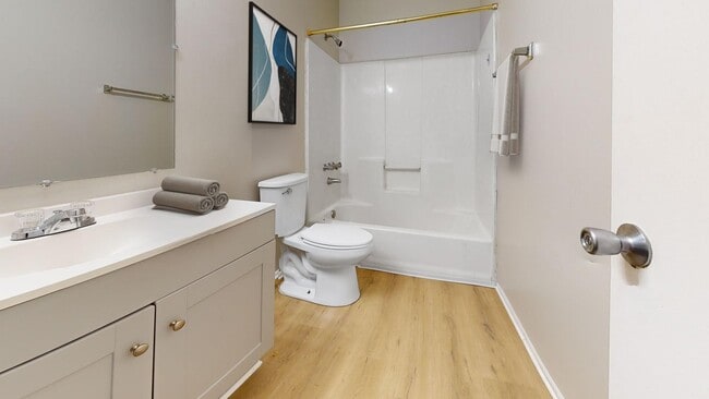 Building Photo - Biloxi Oaks