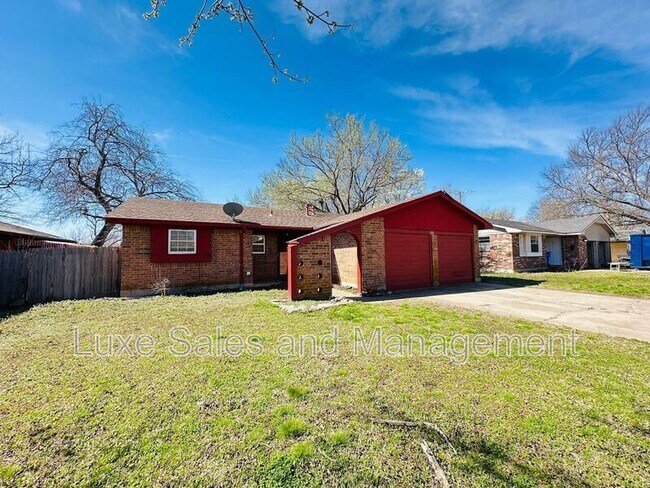 Building Photo - 1342 Columba Cir