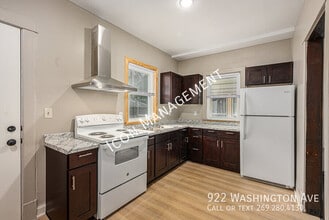Building Photo - 922 Washington Ave