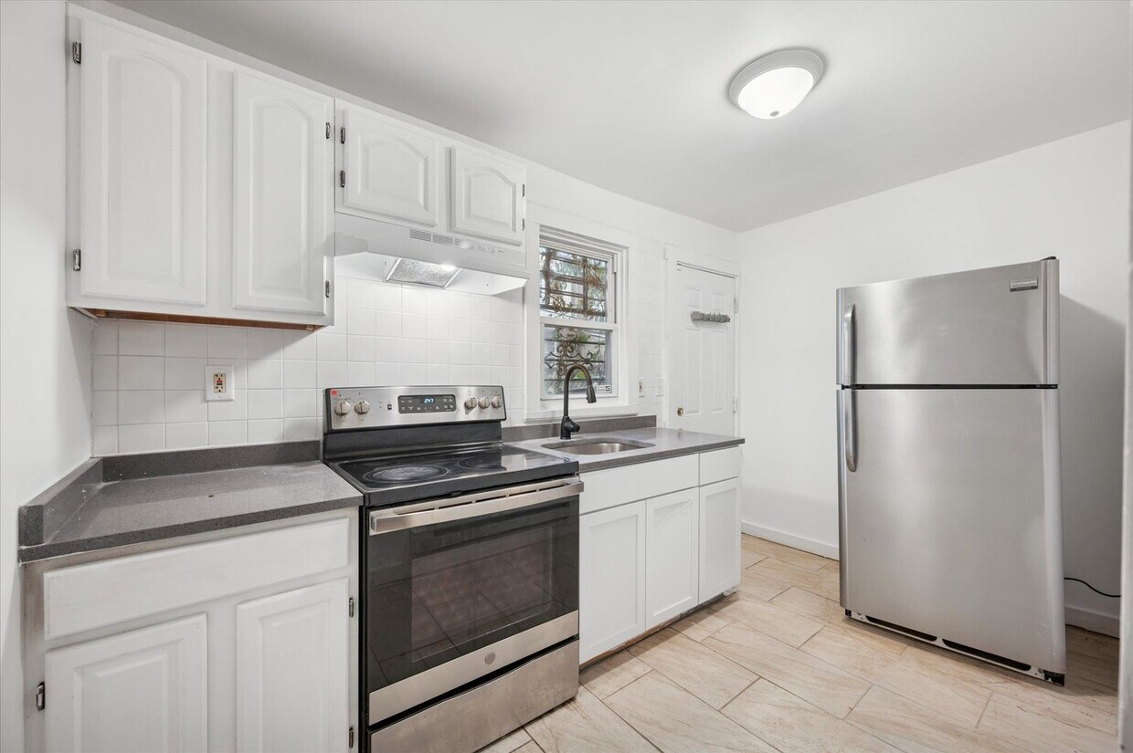 Primary Photo - 2 Bedroom House West Philly