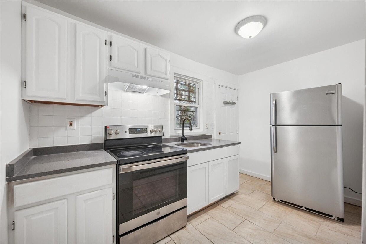 2 Bedroom House West Philly - 2 Bedroom House West Philly