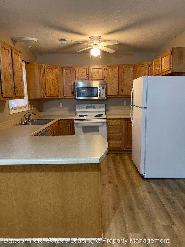 Foto del edificio - 3 br, 2 bath House - 215 Fowler Street