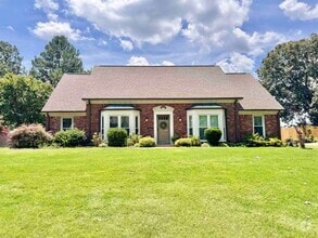 Building Photo - 7881 Elm Leaf Dr