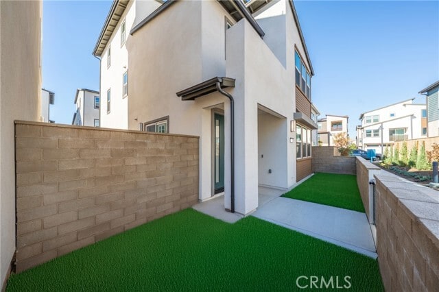 Building Photo - 322 Proctor