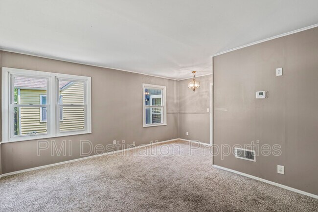 Foto del edificio - 1417 E 25th Ave