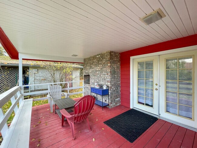 Building Photo - Adorable Home for Lease