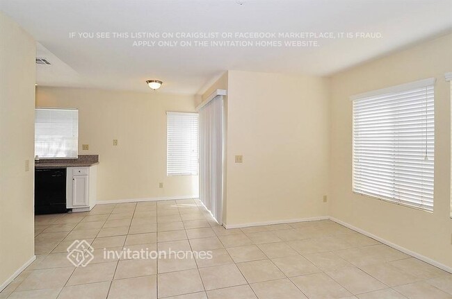Building Photo - 15535 Saldana Ct