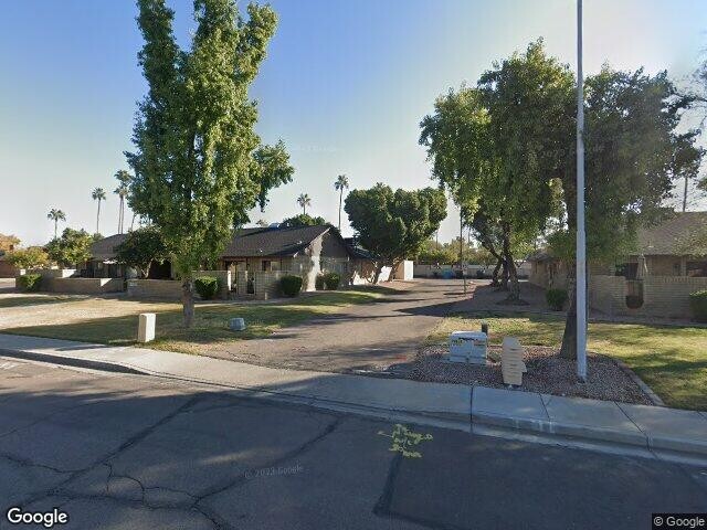 Building Photo - 2515 S Maple Ave