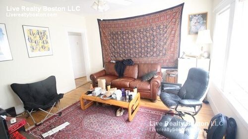 Building Photo - 107 Kilsyth Rd