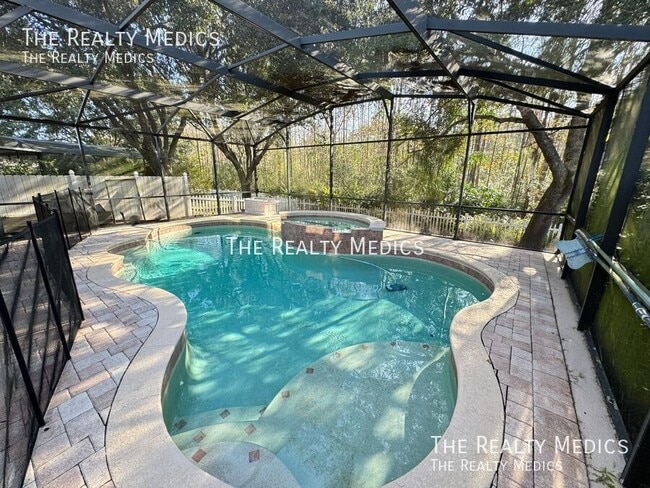 Foto del edificio - 2938 Daybreak Dr