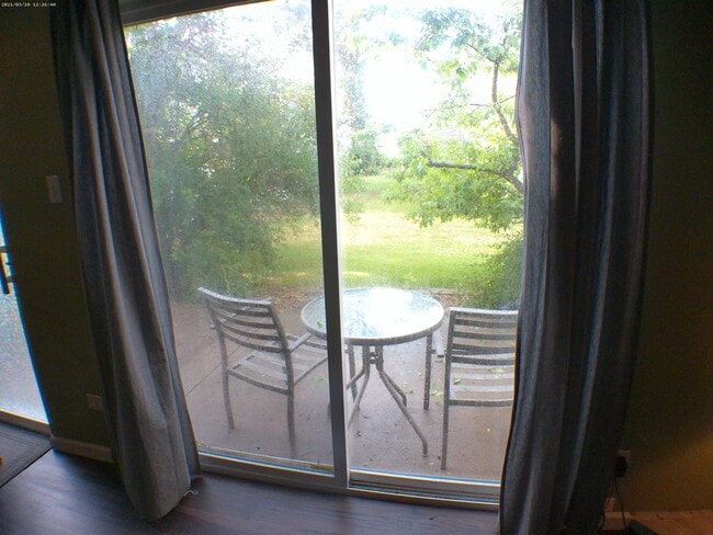 Sliding door to back patio - 3345 S Monaco Pky Townhome