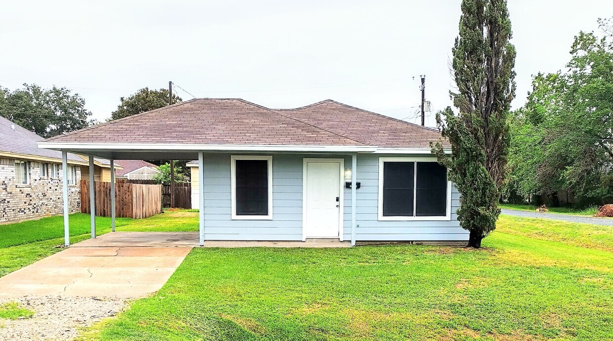 Foto principal - 2602 8th Ave N