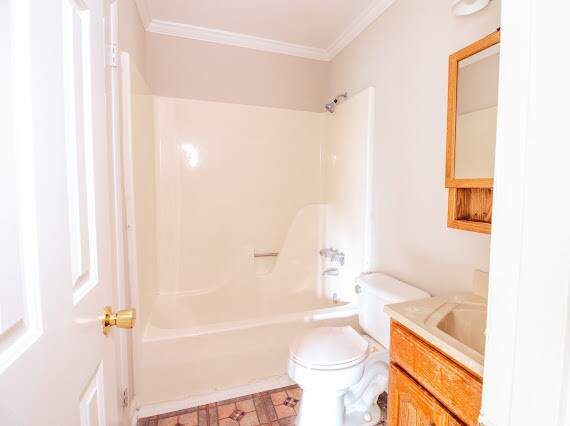 Building Photo - 3008 Fairbanks Ave SW