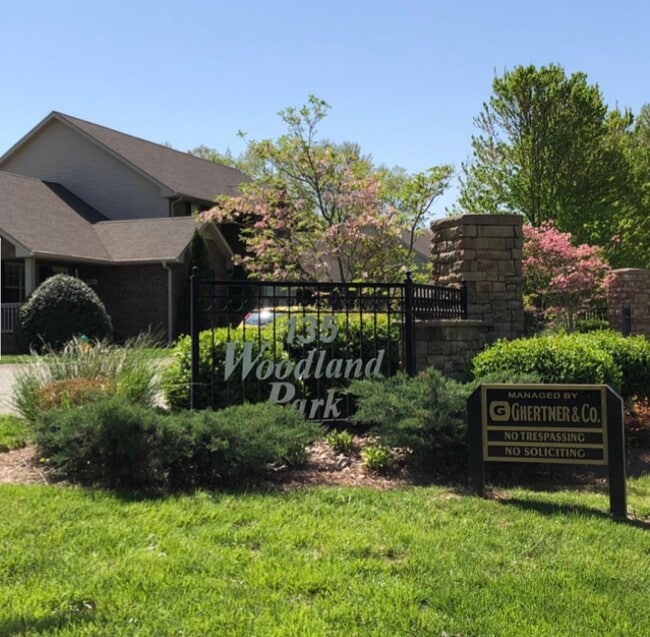 Entrance - 135 Excell Rd