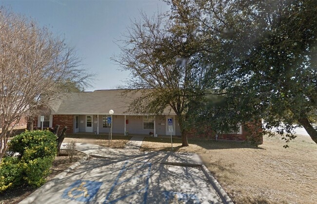 Building Photo - 200 Palmer Dr
