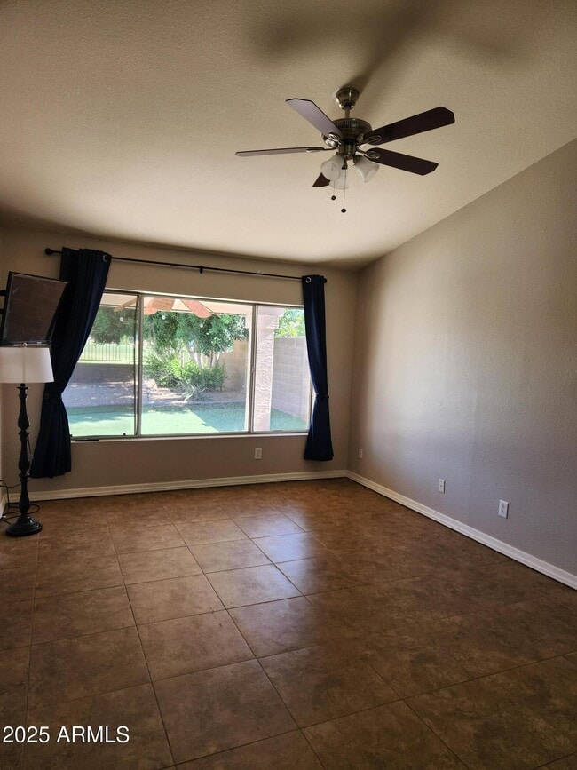 Building Photo - 6354 W Potter Dr
