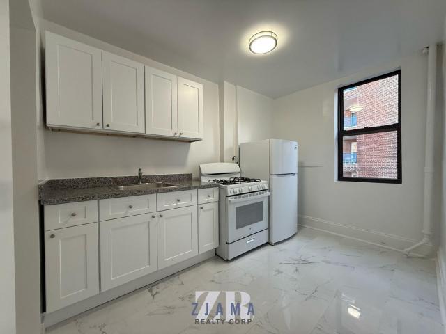 Building Photo - 1 bedroom in Brooklyn NY 11218