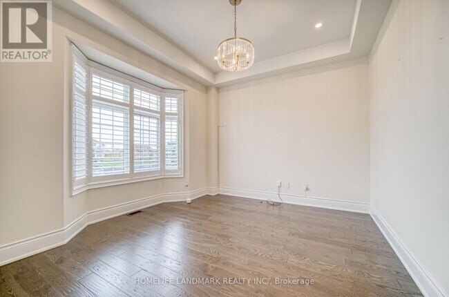 Building Photo - 156 Hurst Ave