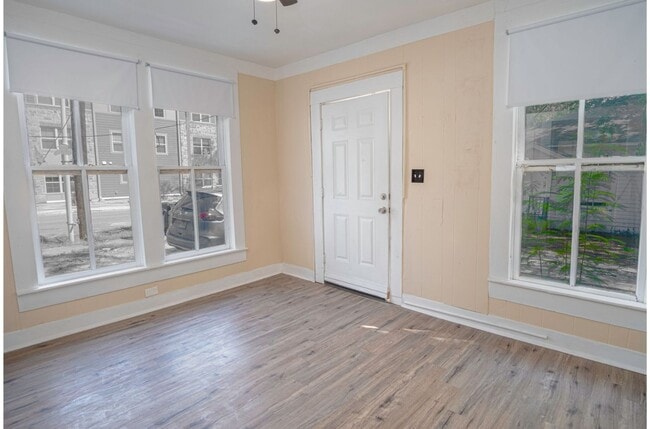 Photo - 111 S Olive St Apartment