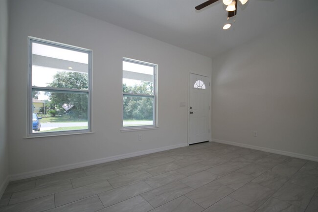 Foto del edificio - Beautiful 3 BD/2BA Home in Beautiful Ocala!!!