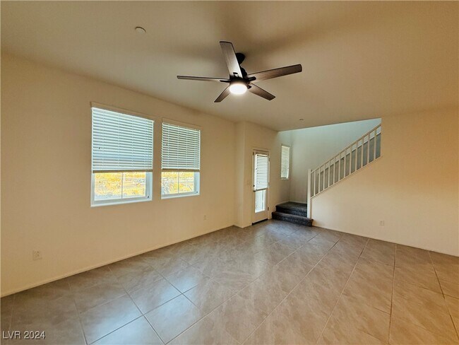 Foto del edificio - 538 Ylang Pl