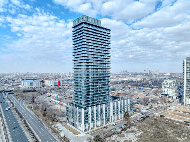 Building Photo - Thirty Six Zorra