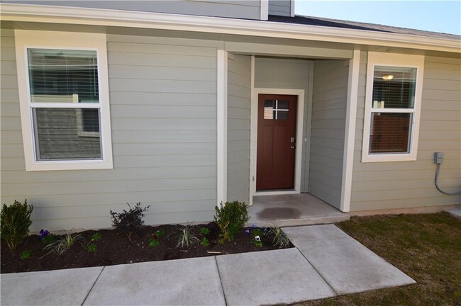 Building Photo - 14204 Handel Dr