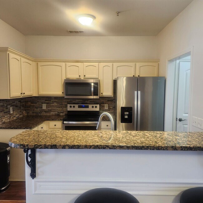 Foto del edificio - 1497 Castle Pines Cir