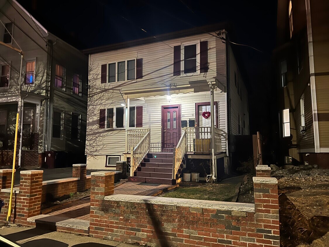 House - 93 Beach St