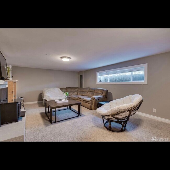 Foto del edificio - 1405 Springwater Ave