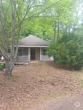 Building Photo - 134 Countryview Ln