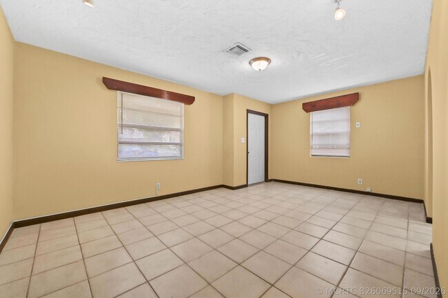 Foto del edificio - 811 32nd St