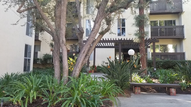 Building Photo - Woodside Terrace