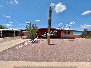 Building Photo - 4853 N Calle Harmonia