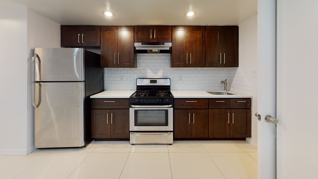 Photo - 1381 Decatur St Apartment
