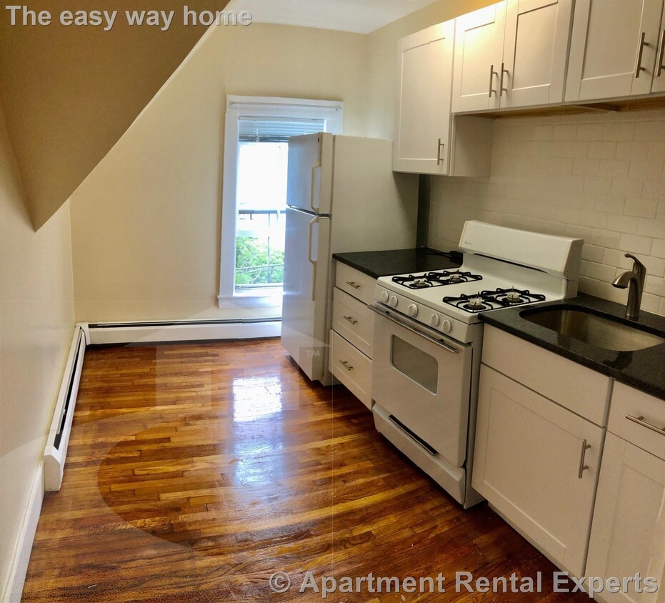 Photo - 33 Chester St Unit #3