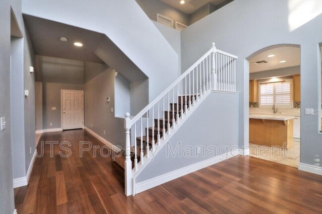 Building Photo - 12 Indigo Oaks Ct