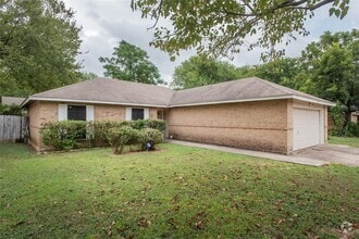 Building Photo - 6505 Clubway Ln