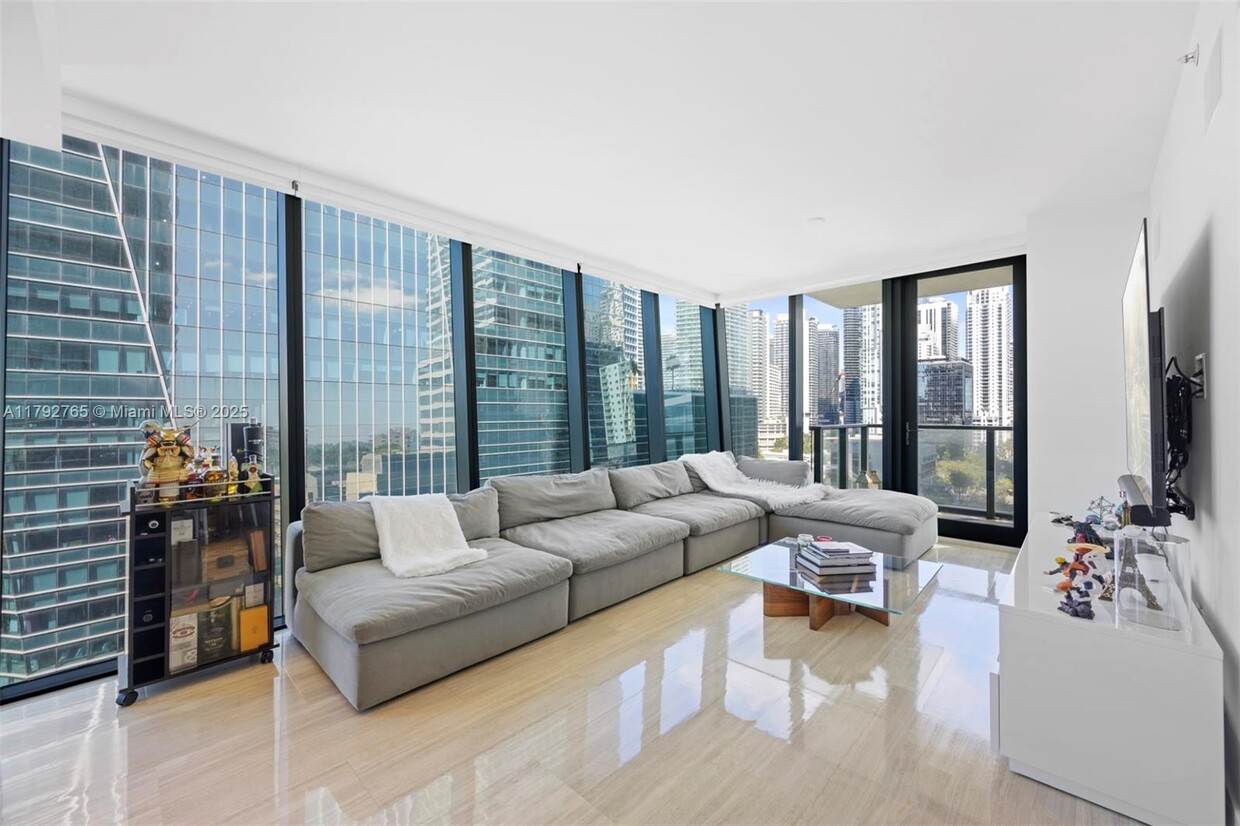 Foto principal - 1451 Brickell Ave